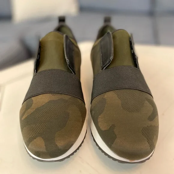 SOLD - Steve Madden ATTACK Camouflage Army Green Women’s Sneakers Size 9.5 - Picture 9 of 9